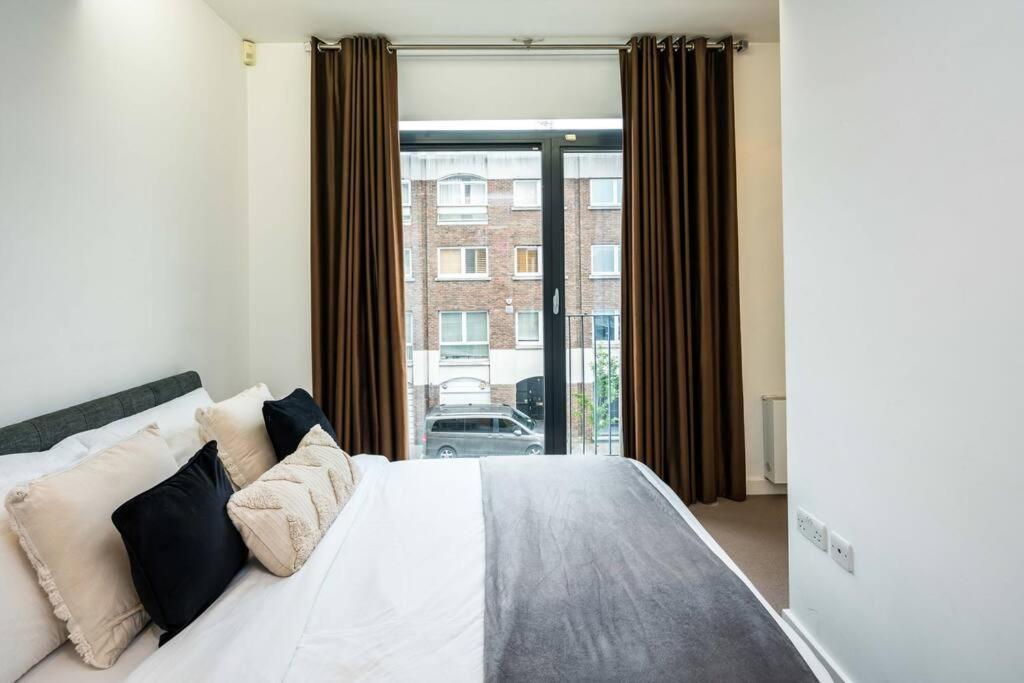 ロンドンChic And Spacious Flat Near Bond Streetアパートメント エクステリア 写真