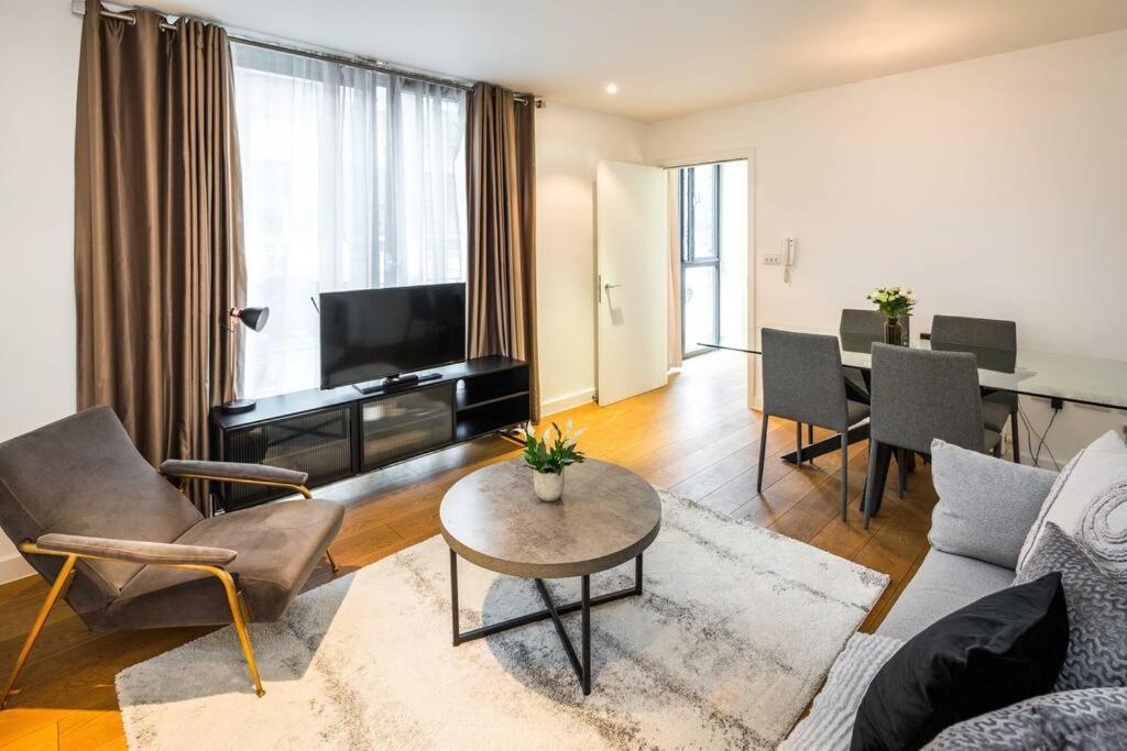 ロンドンChic And Spacious Flat Near Bond Streetアパートメント エクステリア 写真