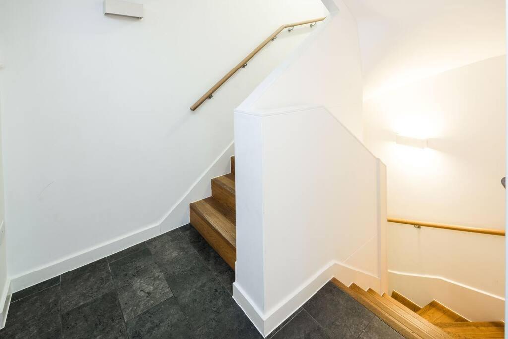 ロンドンChic And Spacious Flat Near Bond Streetアパートメント エクステリア 写真