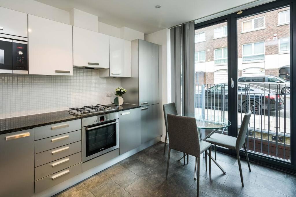 ロンドンChic And Spacious Flat Near Bond Streetアパートメント エクステリア 写真